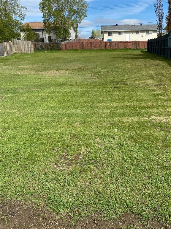 4511 47 Street, Grimshaw