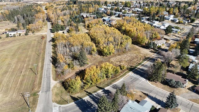 5005 46 Street, Ponoka