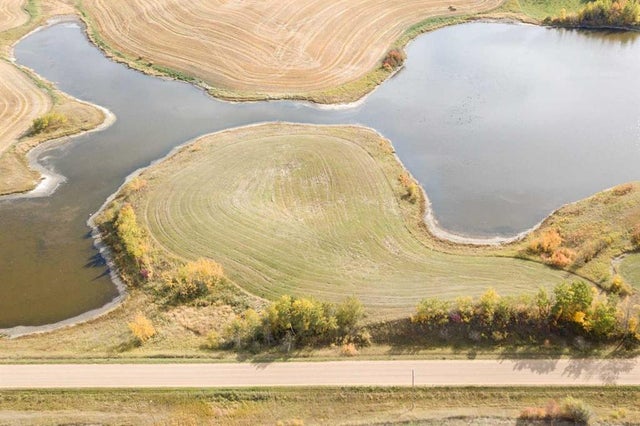 On Twp 41-2, Rural Stettler No. 6, County of