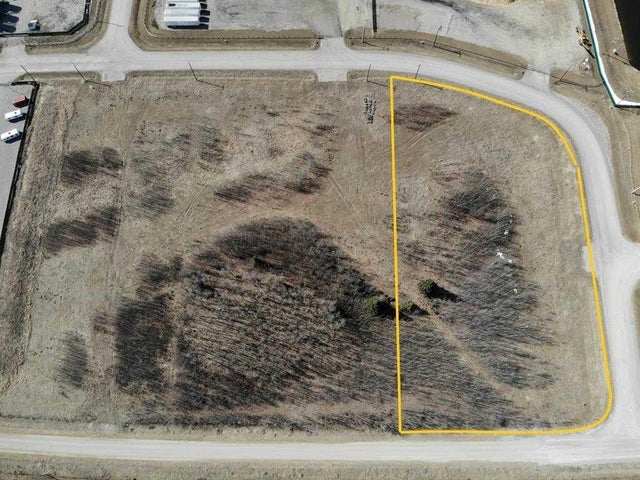 7, 32532 Range Road 42, Rural Mountain View County