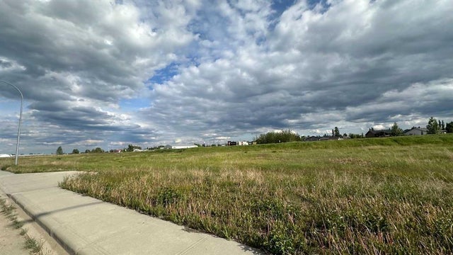 400, 500, 600 Shantz Drive, Didsbury