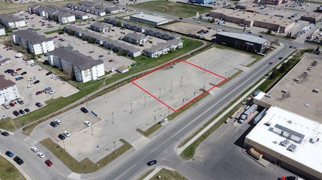 11102 104 Avenue, Grande Prairie