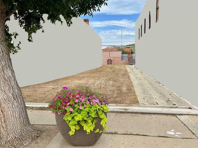 30 3 Avenue East, Drumheller