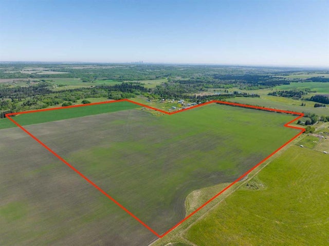 Ne;32;22;2;w5m, Rural Foothills County