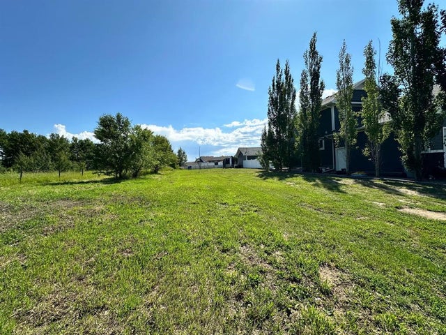 1129 17 Street, Wainwright