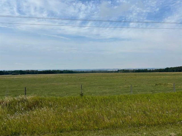 2910 & 2920 35 Street, Ponoka