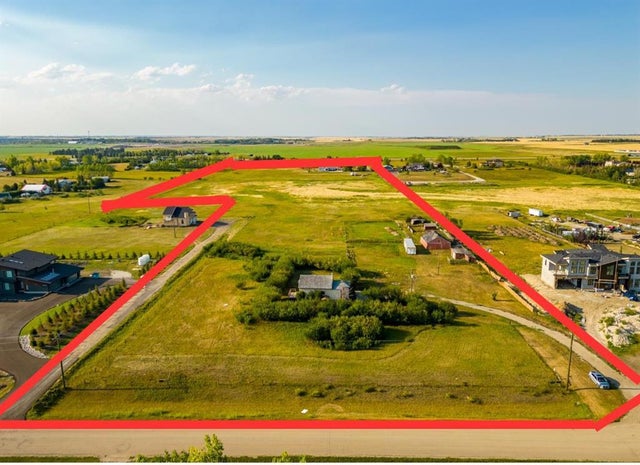 280156 Township Road 241a, Chestermere