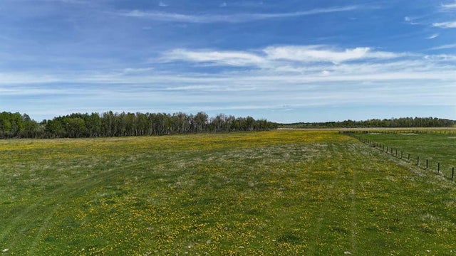 On Range Road 11, Rural Red Deer County