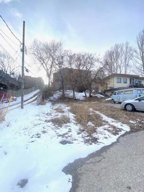 411 Edmonton Trail Ne Calgary Alberta T2E 3S5 Crescent Heights Home For Sale