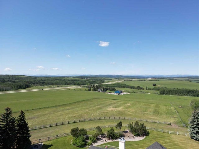 177 Avenue, Rural Foothills County