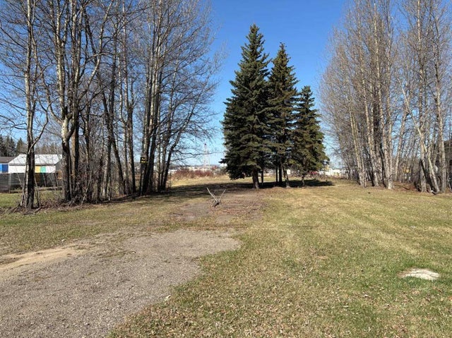 208 8 Street Nw, Slave Lake