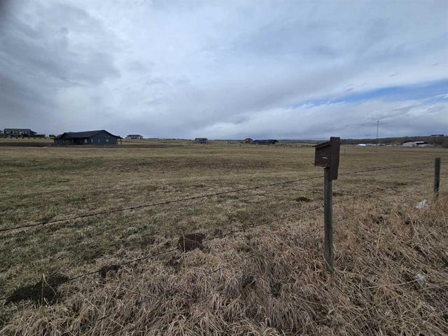 140 Bruhn Boulevard, Rural Ponoka County
