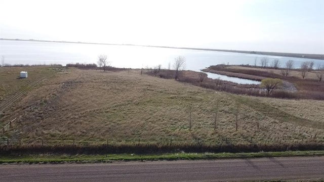 Portion Of Sq 30-16-18-w4 Badger Lake, Rural Vulcan County