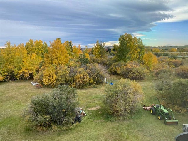 65 Rolling Range Drive, Cochrane