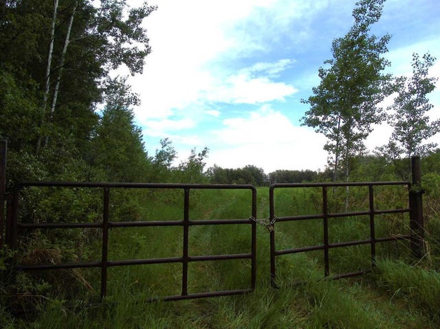 Township Road 731a, Rural Big Lakes County