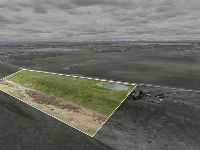 402138 Meridian Street, Rural Foothills County