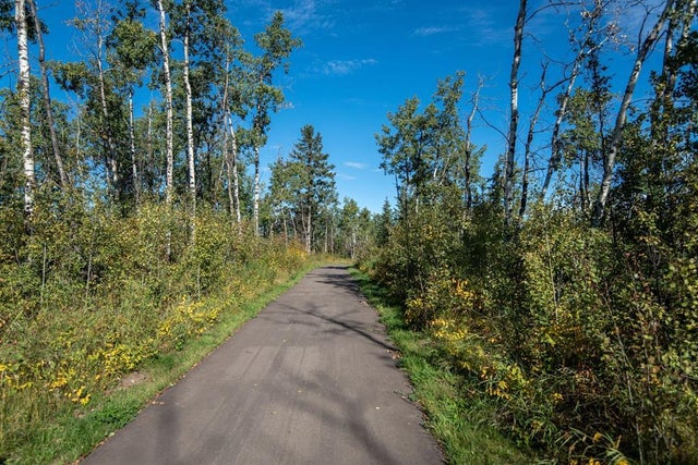 152, 27111 597 Highway, Rural Lacombe County
