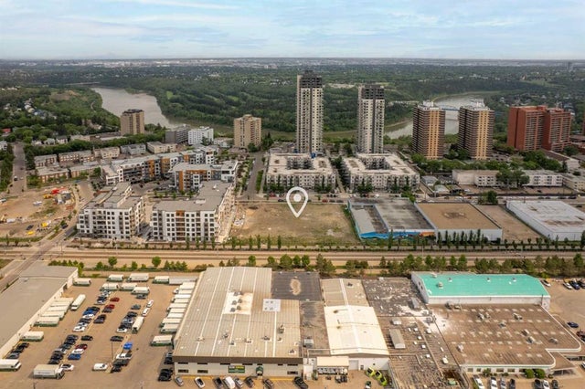 8490 106a Avenue Nw, Edmonton