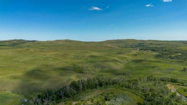 On Beazer Road Twp Rd 22, Rural Cardston County