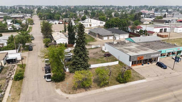 11136 101 Avenue, Fairview
