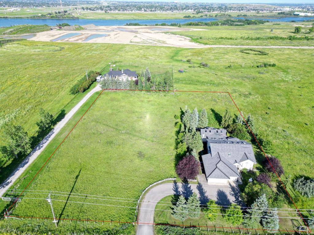 Home for Sale Located at 19008 Sheriff King Street Southwest, Calgary, Alberta