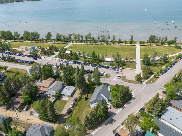 4003 Lakeshore Drive, Sylvan Lake