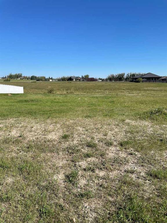 749 Fairway Boulevard, Cardston