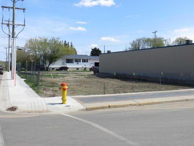 10217 101 Street, Lac La Biche