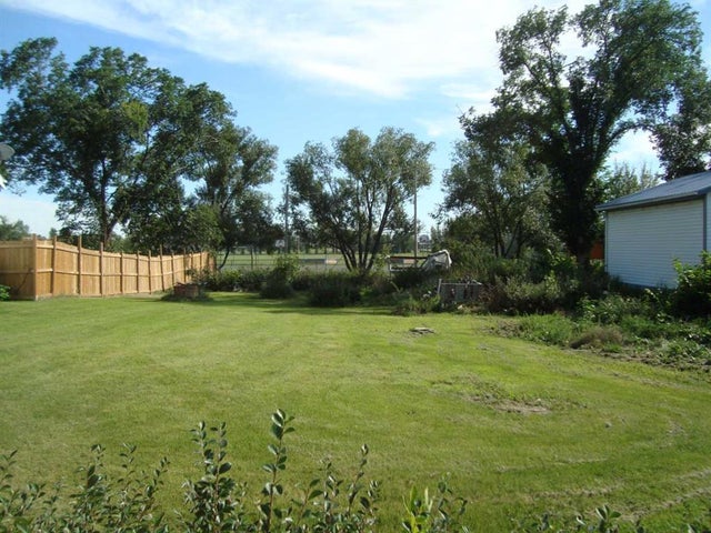 4931 49 Avenue, Stavely