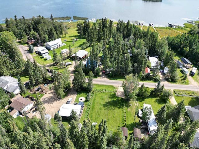 248 Lakeshore Drive North, Island Lake