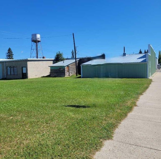 7 Railway Avenue W, Arrowwood