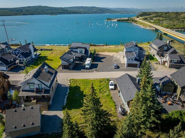 404 Cottageclub Grove, Rural Rocky View County