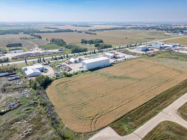 Lot 1, Block 1 Plan 1722074, Calmar