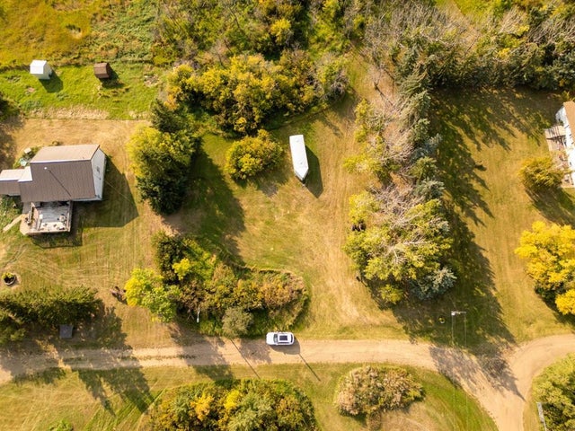 On Scott Street, Rural Stettler No. 6, County of