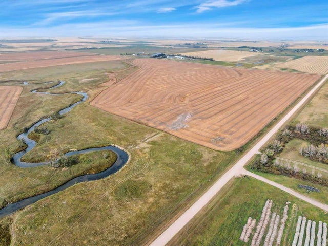 4;27;25;32;ne, Rural Rocky View County