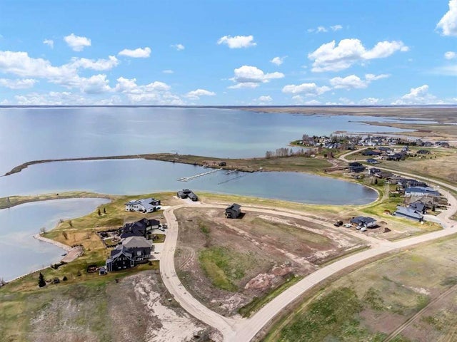 Lot 4 Kingfisher Estates Drive, Lake Newell Resort