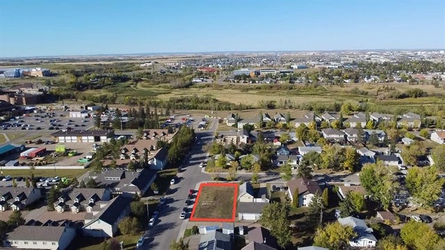 10535 103 Avenue, Grande Prairie