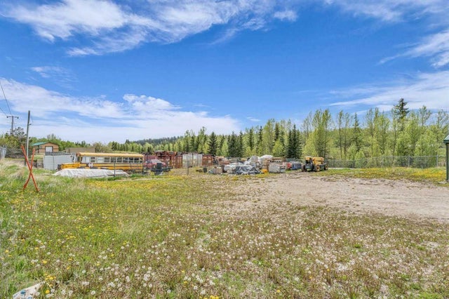 213 Railway Avenue E, Cremona