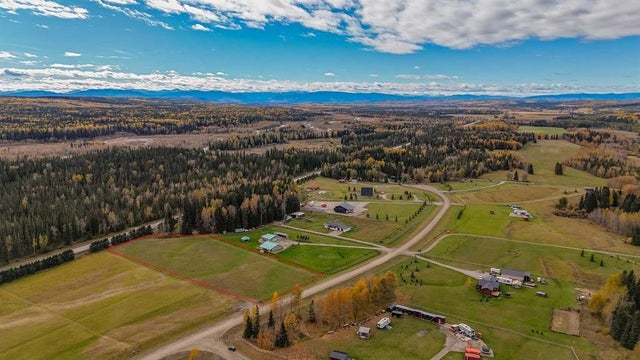 17 West Country Boulevard, Rural Clearwater County