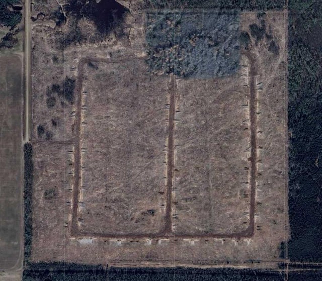 Sw 16-83-2-w6, Rural Clear Hills County