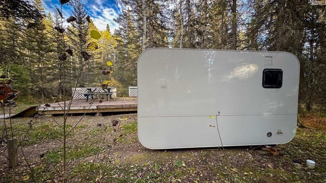22, 5227 Township Road 320, Rural Mountain View County