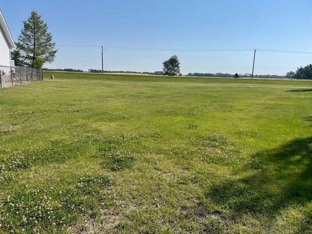 14 52 Avenue, Benalto