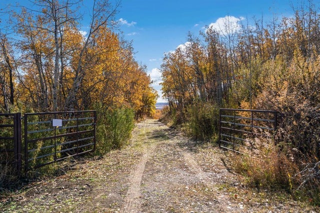 306 Avenue W, Rural Foothills County