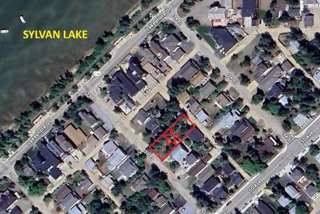 5027 35 Street, Sylvan Lake