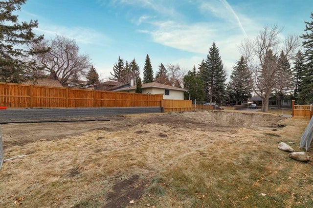 4215 Chippewa Road Nw, Calgary