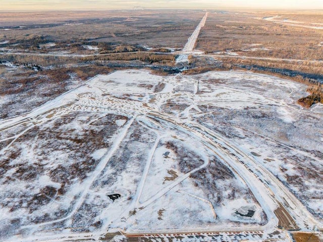 Plan: 2021329, Block:28 Lot: 5, Fort McMurray