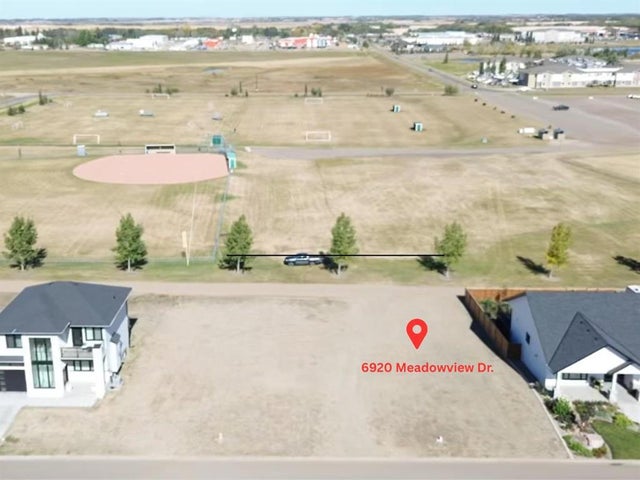 6920 Meadowview Drive, Stettler