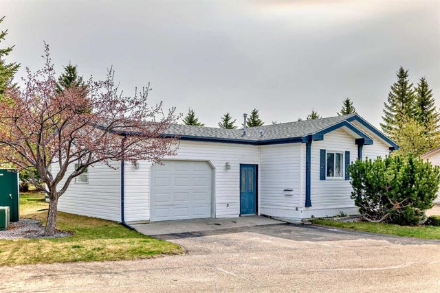 4908 Dorchester Avenue, Red Deer