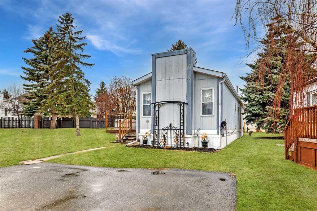 3207 Burroughs Manor Ne, Calgary