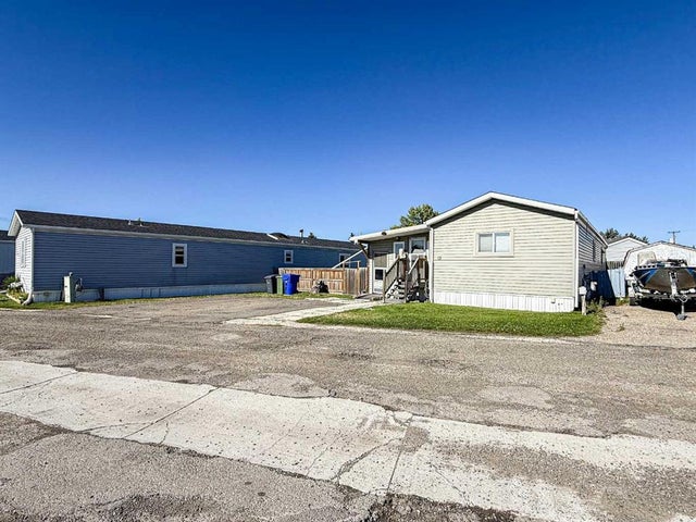 13, 5800 46 Street, Olds